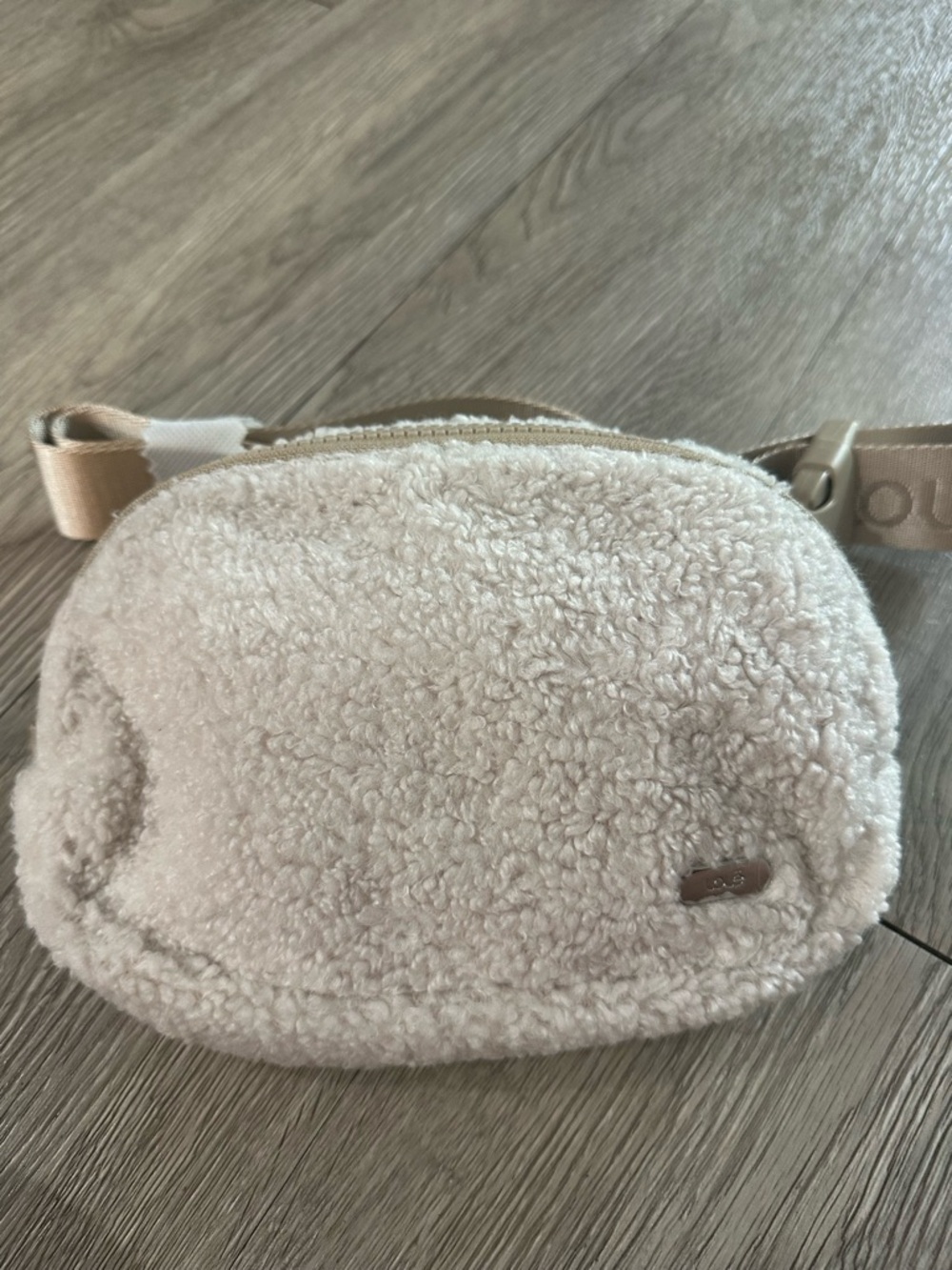 New Lole Ivory Sherpa Fleece Belt Bag Bum Bag